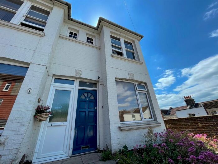 2 Bedroom Maisonette To Rent In Ladysmith Road, Brighton, BN2