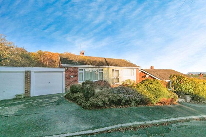 2 Bedroom Bungalow For Sale In Llanelian Heights, Old Colwyn, Colwyn Bay, Conwy, LL29