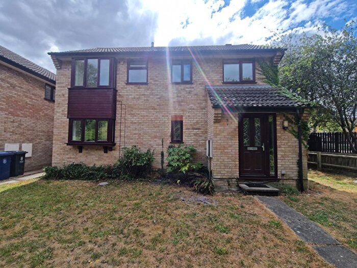 4 Bedroom Detached House To Rent In The Brambles, Bar Hill, CB23