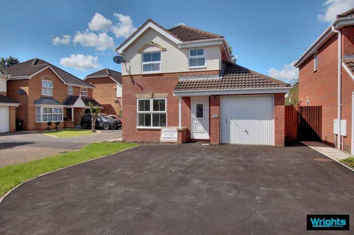 3 Bedroom Detached House To Rent In Stokehill, Trowbridge, BA14