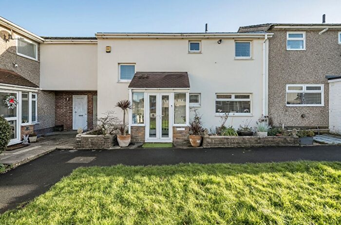 4 Bedroom Terraced House For Sale In Keldholme, Bracknell, Berkshire, RG12