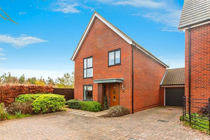 4 Bedroom Detached House For Sale In Sunderland Close, Upper Cambourne, Cambridge, CB23