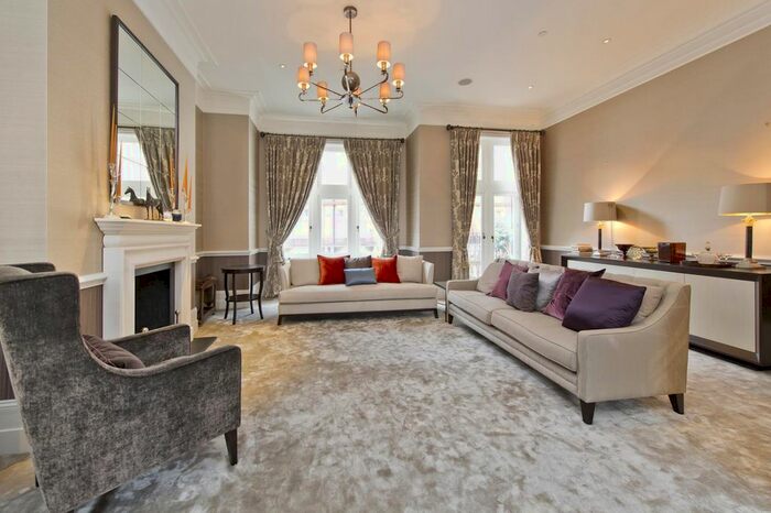 7 Bedroom Detached House To Rent In Palace Court, London, W2