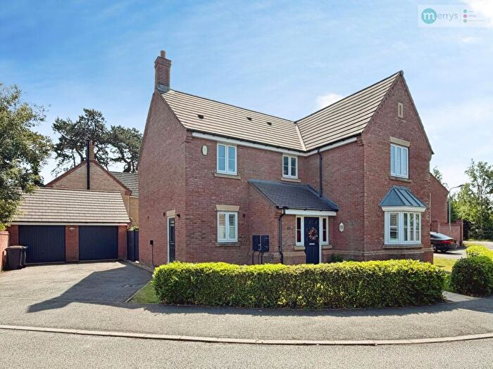 5 Bedroom Detached House For Sale In North Meadow View, Duston, Northampton, NN5