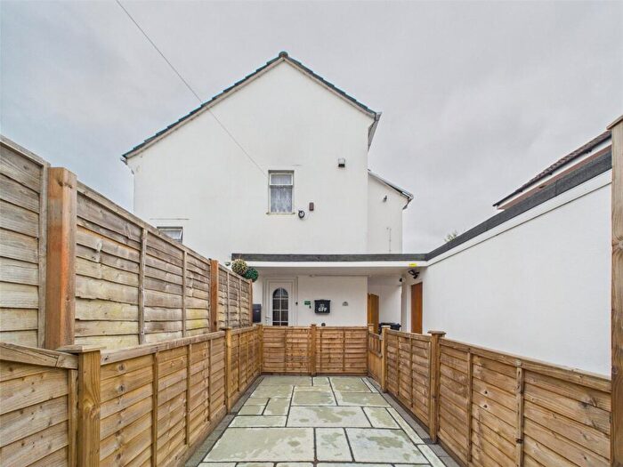 2 Bedroom Apartment For Sale In Victoria Place, Bournemouth, Dorset, BH1