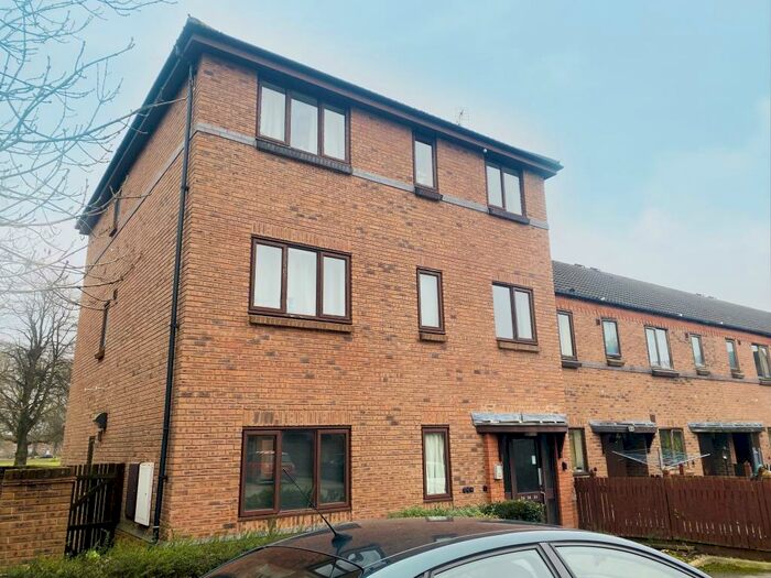 2 Bedroom Apartment To Rent In Etruria Gardens, Derby, DE1