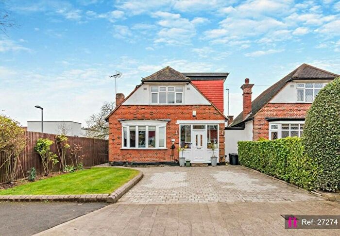 4 Bedroom Detached House To Rent In Tolcarne Drive, Pinner, HA5