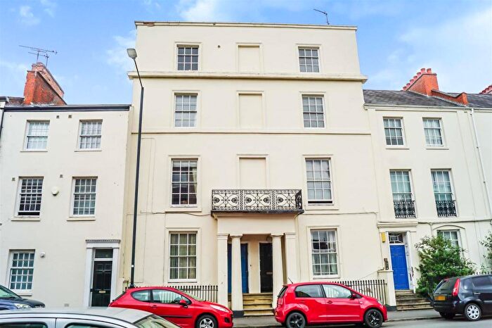 1 Bedroom Apartment For Sale In Grove Place, Leamington Spa, CV31
