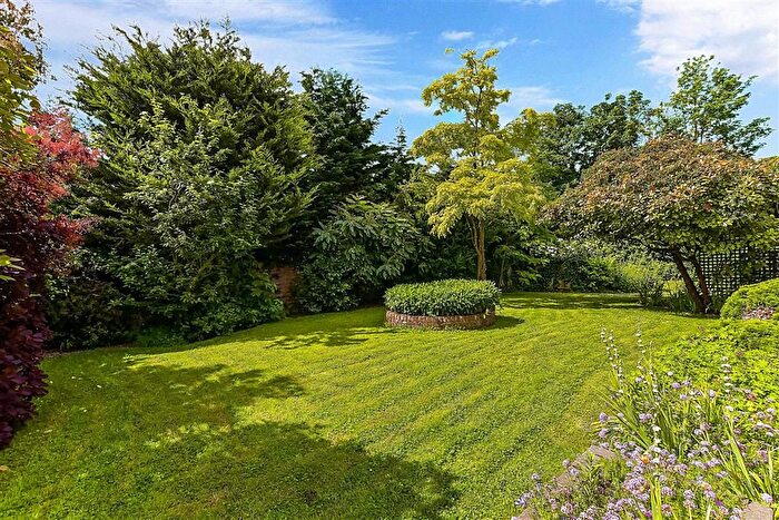 4 Bedroom Detached House For Sale In Tollgate Way, Sandling, Maidstone, Kent, ME14