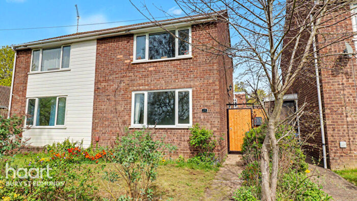 2 Bedroom Semi Detached House For Sale In Osmund Walk, Bury St Edmunds, IP33