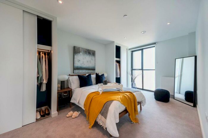 3 Bedroom Flat To Rent In George Street, Croydon, CR0