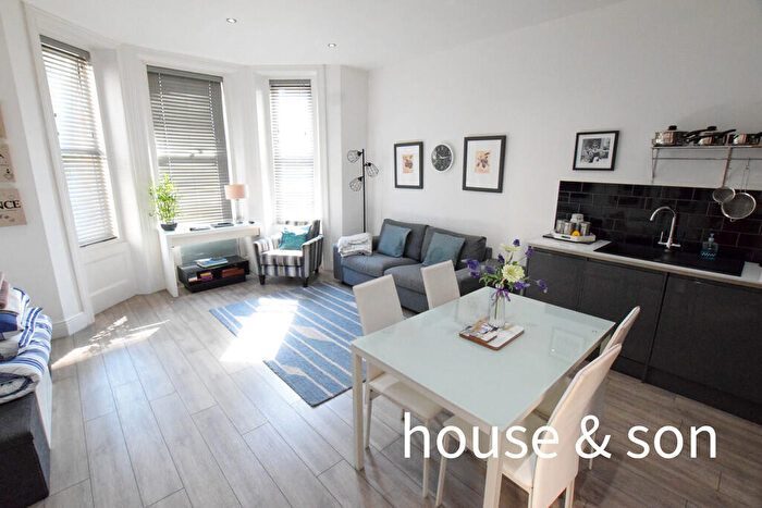 1 Bedroom Apartment For Sale In Tregonwell Road, West Cliff, BH2