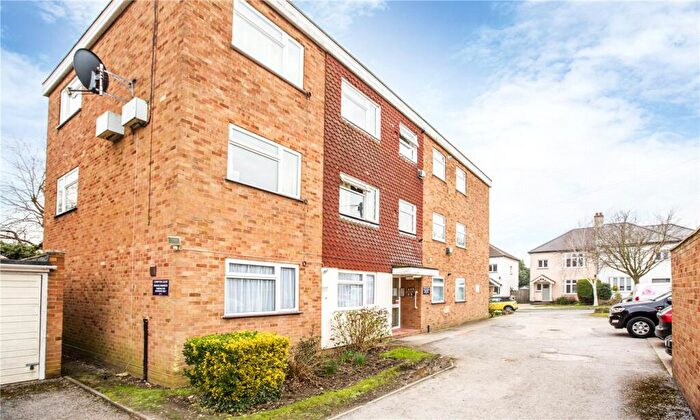 1 Bedroom Apartment To Rent In Canvey Road, Leigh-on-Sea, Essex, SS9