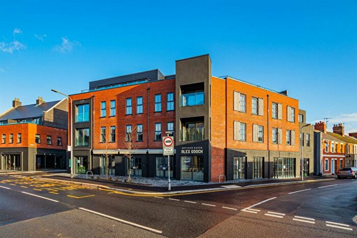 2 Bedroom Flat To Rent In The Laundry Quarter, Pontcanna, CF11