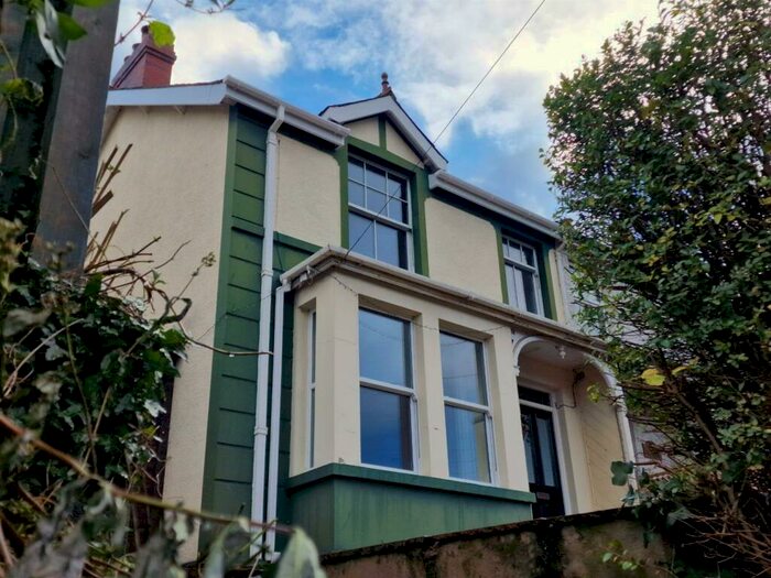 3 Bedroom Semi-Detached House To Rent In Woodlands, Gyffin, Conwy, LL32