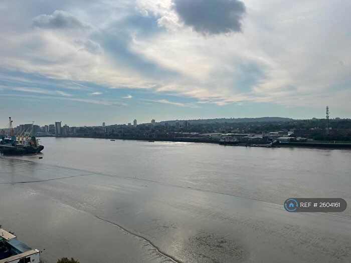 2 Bedroom Flat To Rent In Wards Wharf Approach, London, E16