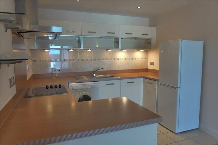2 Bedroom Apartment To Rent In Broad Street, Northampton, Northamptonshire, NN1