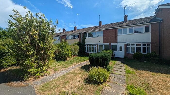 3 Bedroom Property To Rent In Sycamore Grove, Warwick, CV34