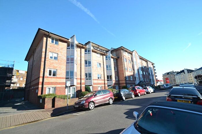 1 Bedroom Flat For Sale In Trinity Place, Eastbourne, BN21