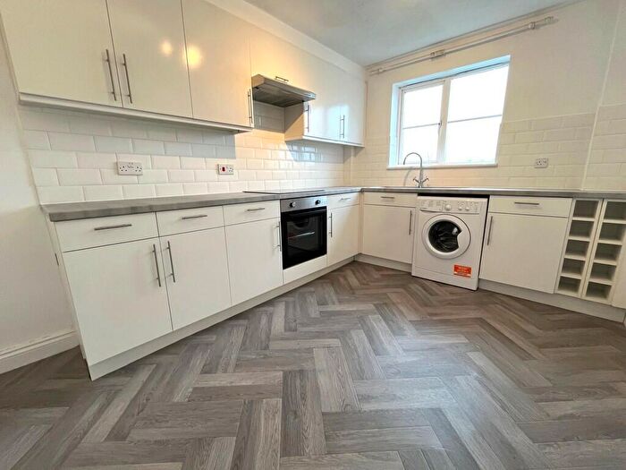 2 Bedroom Apartment To Rent In Britannia Drive, Ashton-on-ribble, PR2