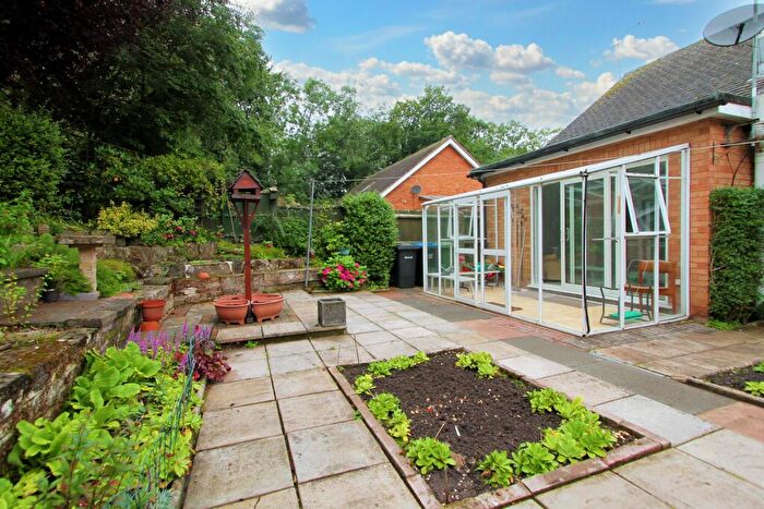 2 Bedroom Detached Bungalow For Sale In Angus Close, Thurnby, Leicester, LE7