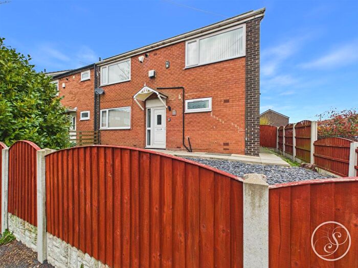 3 Bedroom Terraced House For Sale In Naburn Walk, Leeds, LS14