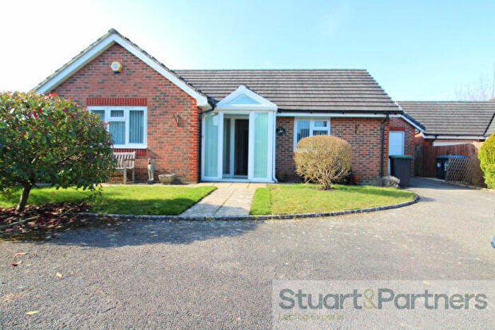 2 Bedroom Bungalow To Rent In Robin Rise, Haywards Heath, RH16