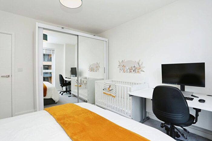 1 Bedroom Flat For Sale In Bowen Drive, London, SE7