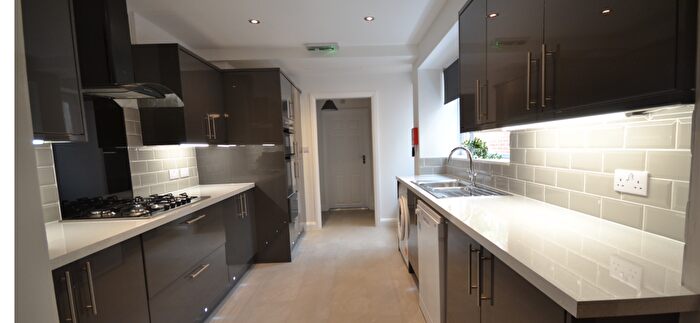6 Bedroom Terraced House To Rent In Cranmer Grove - Bedroom Modern Student Property, NG3