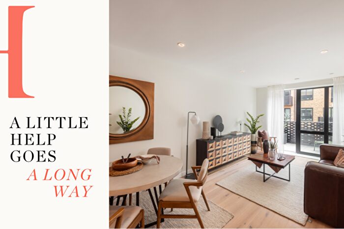 2 Bedroom Flat For Sale In Boston Road, Hanwell, W7