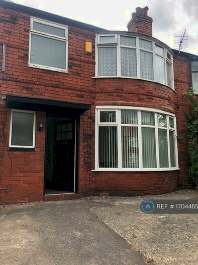 4 Bedroom Semi-Detached House To Rent In Fairholme Road, Manchester, M20