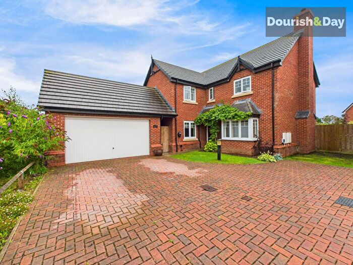 4 Bedroom Detached House For Sale In Badgers Croft, Hinstock, TF9