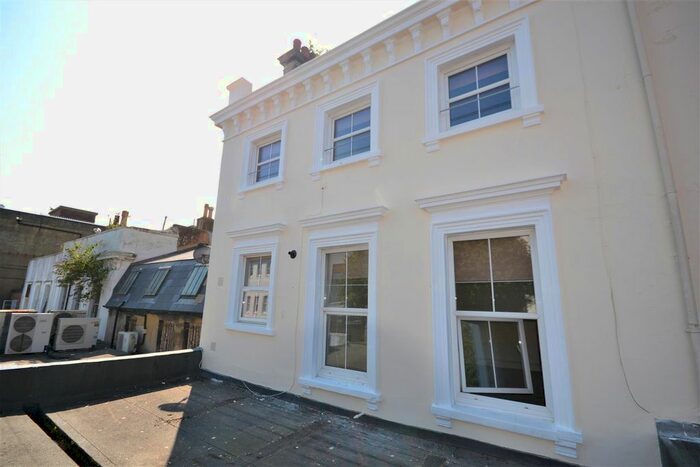 3 Bedroom Maisonette To Rent In Terminus Road, Eastbourne BN21