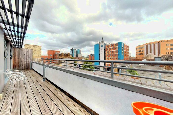 2 Bedroom Apartment To Rent In Davenant Street, Whitechapel, London, E1