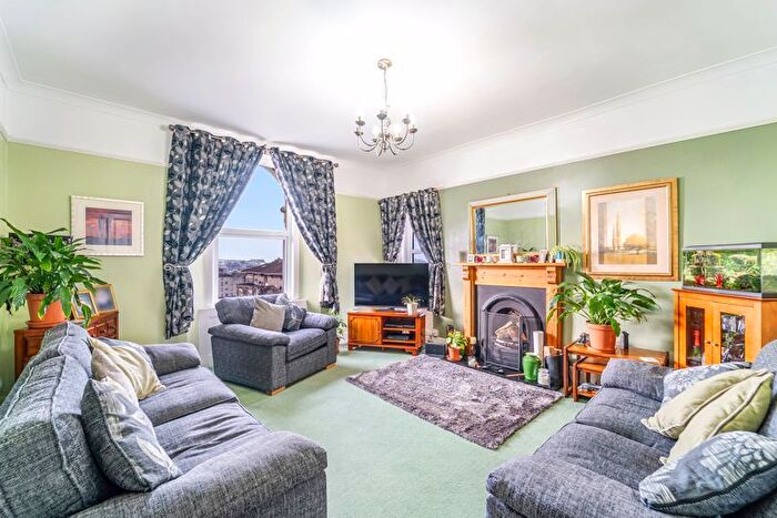 3 Bedroom Flat For Sale In Southside, Weston-Super-Mare, BS23