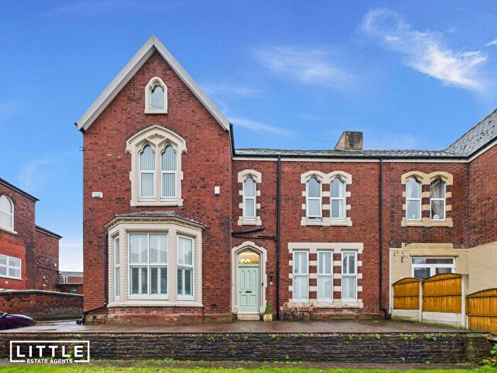 6 Bedroom Semi-Detached House For Sale In Cowley Hill Lane, St. Helens, WA10