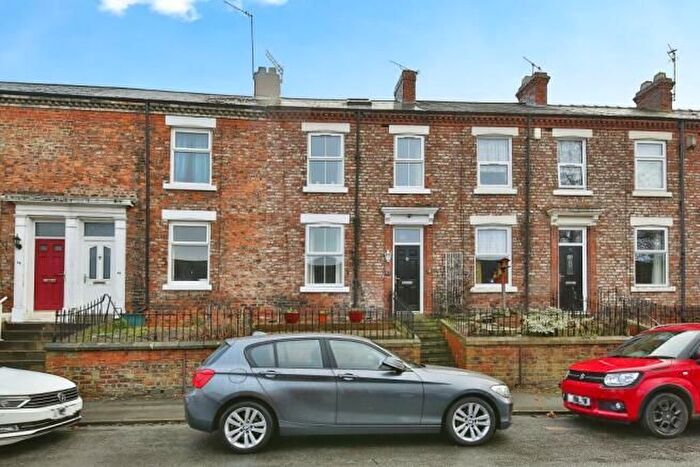 3 Bedroom Property To Rent In Hargreave Terrace, Darlington, DL1