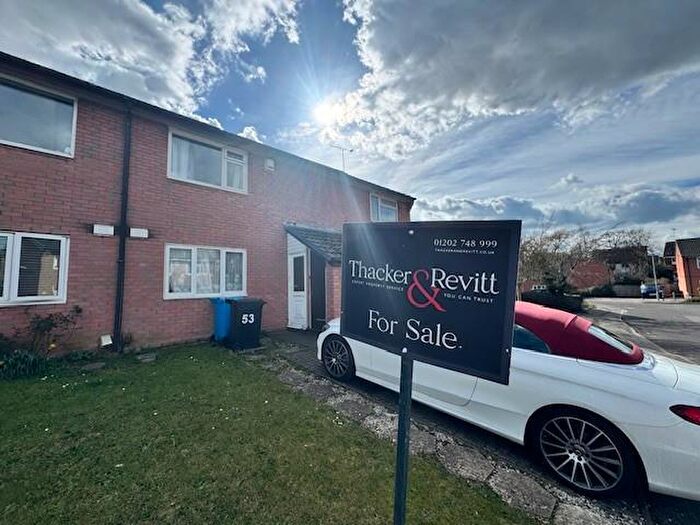 1 Bedroom Flat For Sale In Hooke Close, Poole, BH17