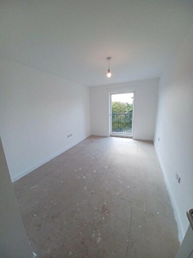 2 Bedroom Flat To Rent In Calton Village, G4