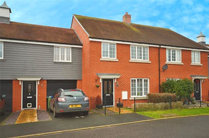 4 Bedroom Terraced House For Sale In Comet Way, Aylesbury, Buckinghamshire, HP18