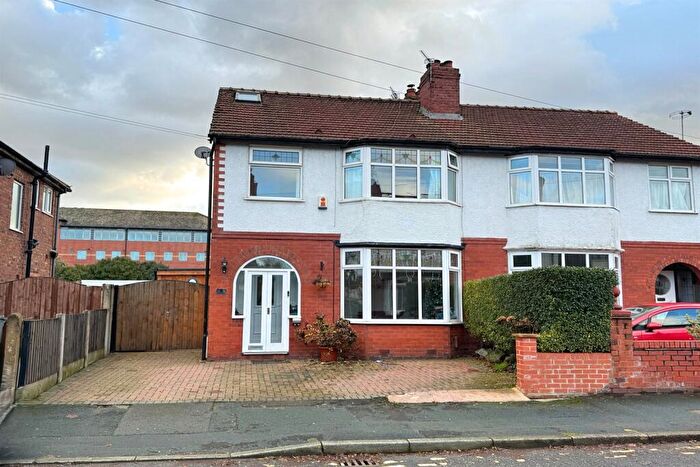 4 Bedroom Semi-Detached House For Sale In York Road, Sale, M33