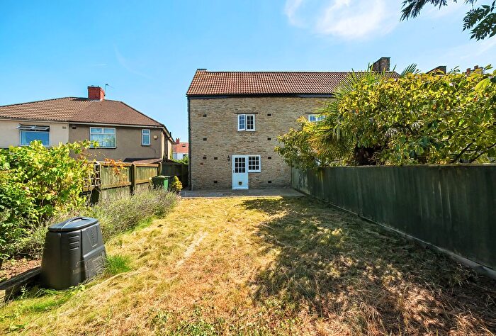1 Bedroom Flat For Sale In Conygre Road, Filton, Bristol, Gloucestershire, BS34