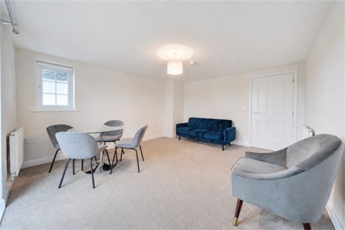 2 Bedroom Flat To Rent In Bedroom Property In Four Acre Drive, Houghton Conquest, MK45