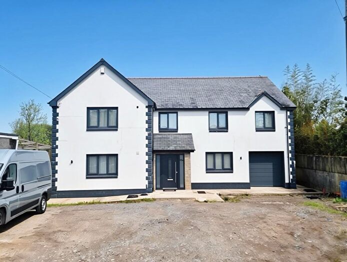 6 Bedroom Detached House For Sale In Gorslas, Llanelli, SA14