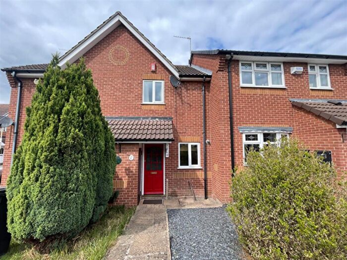 2 Bedroom Terraced House For Sale In Buckingham Drive, Leicester, LE2