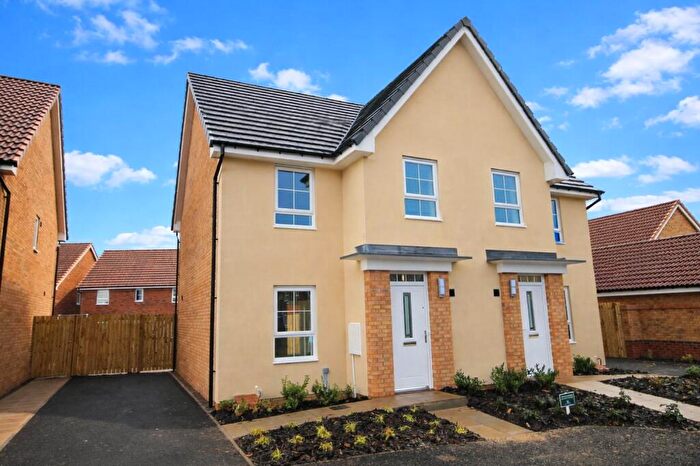 3 Bedroom Semi-Detached House For Sale In De Lacy Road, Northallerton, DL7