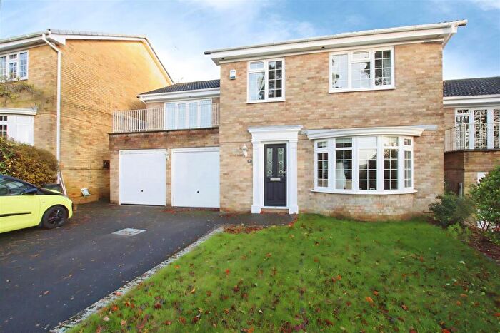 4 Bedroom Detached House To Rent In Marlborough Place, Wimborne, BH21