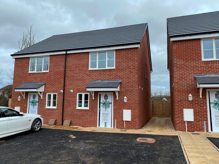 2 Bedroom Semi Detached House To Rent In Stamford Road, North Petherton, Bridgwater, TA6