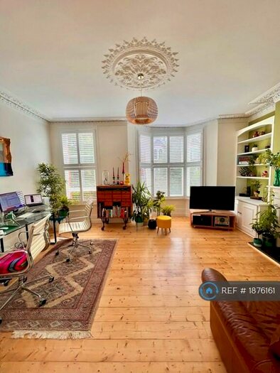 1 Bedroom Flat To Rent In Cornwall Road, London, N4