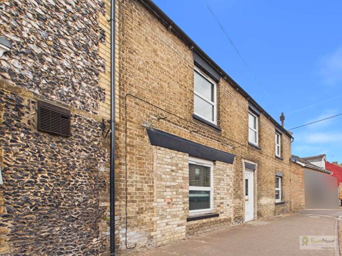 4 Bedroom Semi-Detached House For Sale In High Street, Lakenheath, IP27